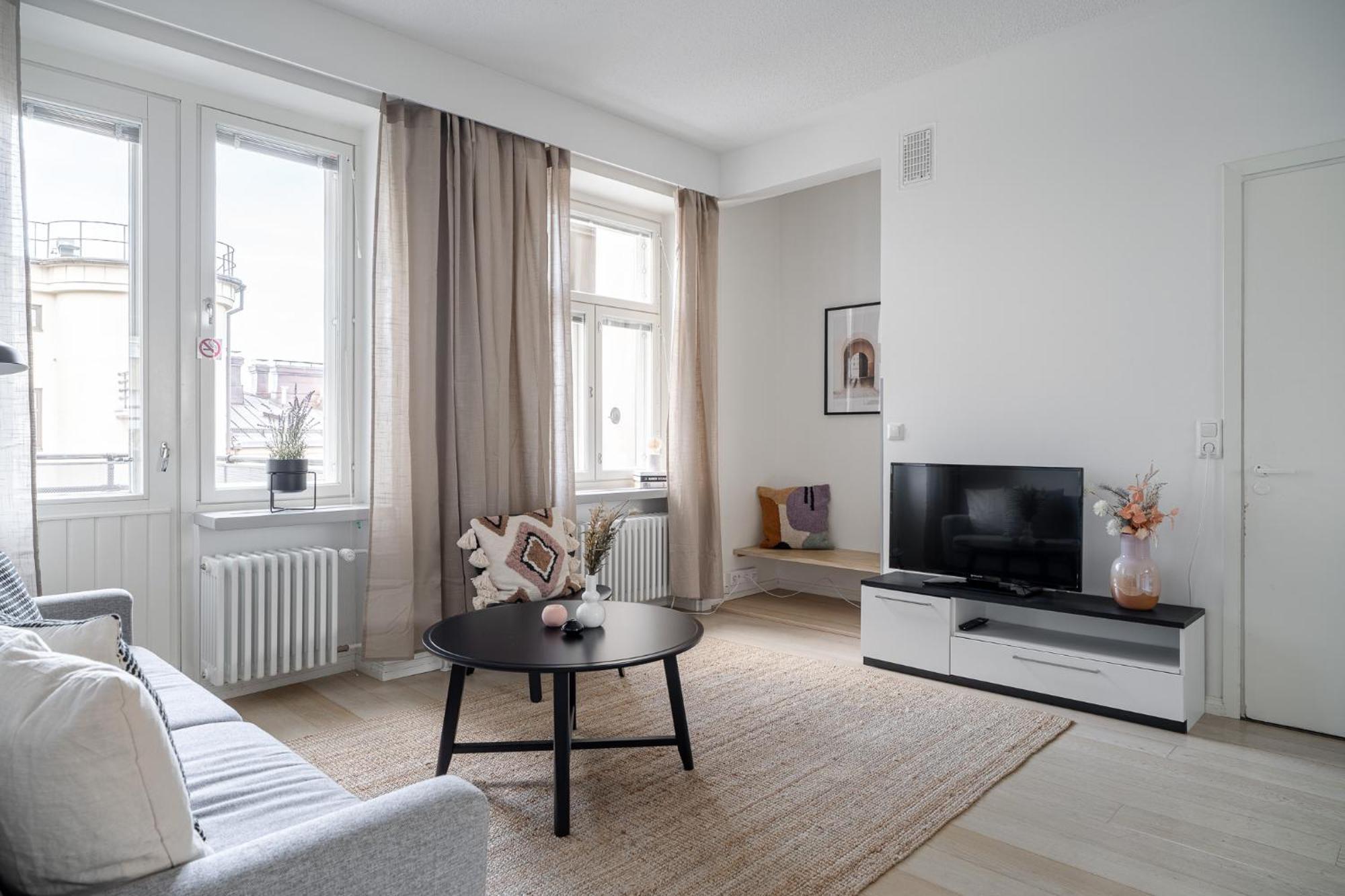 "Penthouse" - Renovated 1Br Apt With Sauna & 60M2 Private Terrace, Hosted By 2Ndhomes تامبير المظهر الخارجي الصورة